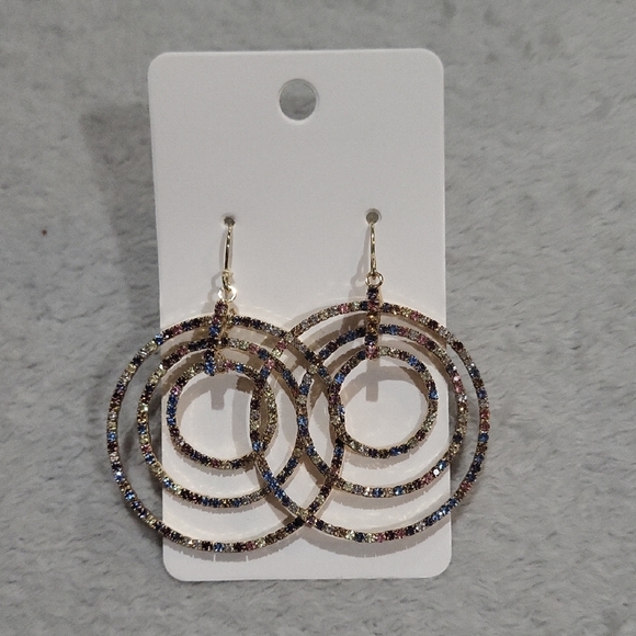 Jewelry - Elegant Multicolor Hoop Earrings